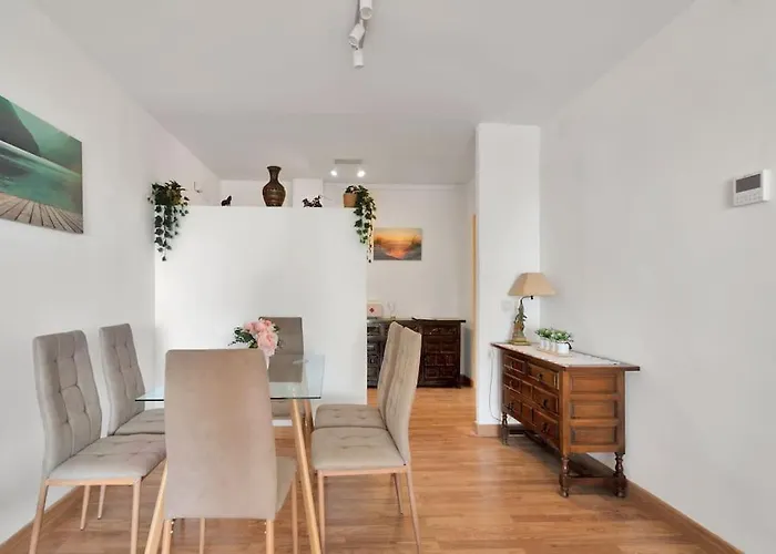 Апартаменти En El Centro De San Pedro Alcantara - La Libertad 3 5 4 *