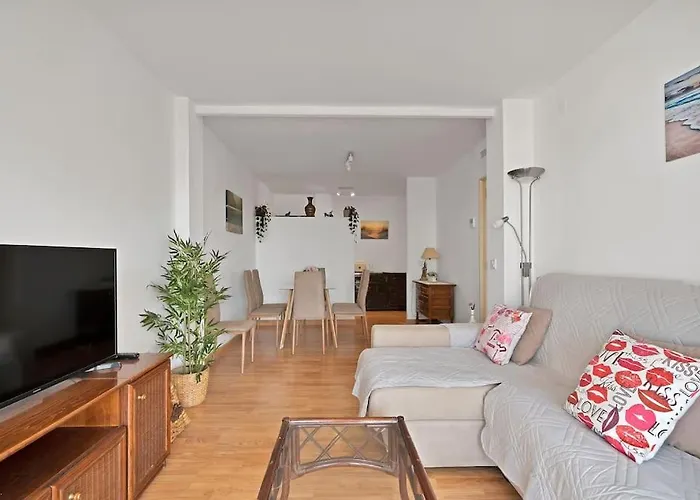 En El Centro De San Pedro Alcantara - La Libertad 3 5 4 *