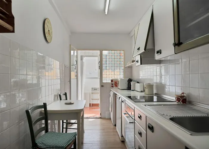 En El Centro De San Pedro Alcantara - La Libertad 3 5 4 Marbellac