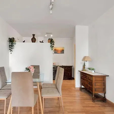 Appartement En El Centro De San Pedro Alcantara - La Libertad 3 5 4 *