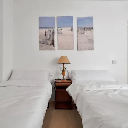 En El Centro De San Pedro Alcantara - La Libertad 3 5 4